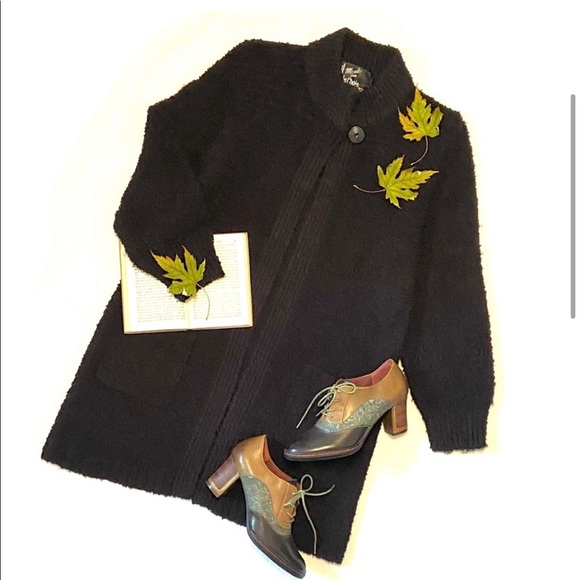 SOLD | Vintage | Long Oversized Bouche Knit Cardigan - Picture 6 of 16